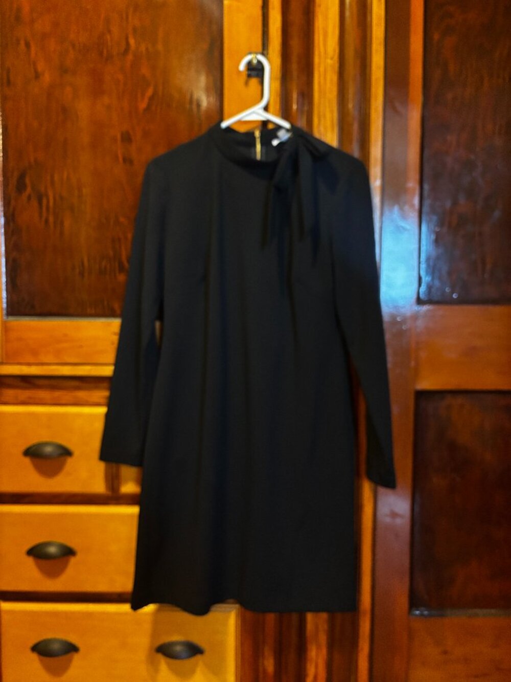 Calvin Klein Black Tie Neck Long Sleeve Shift Dress Size 10